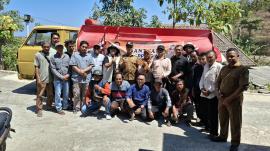 Wakil Bupati Bersama Tani Merdeka Bantu Dropping Air Bersih untuk Warga Tepus